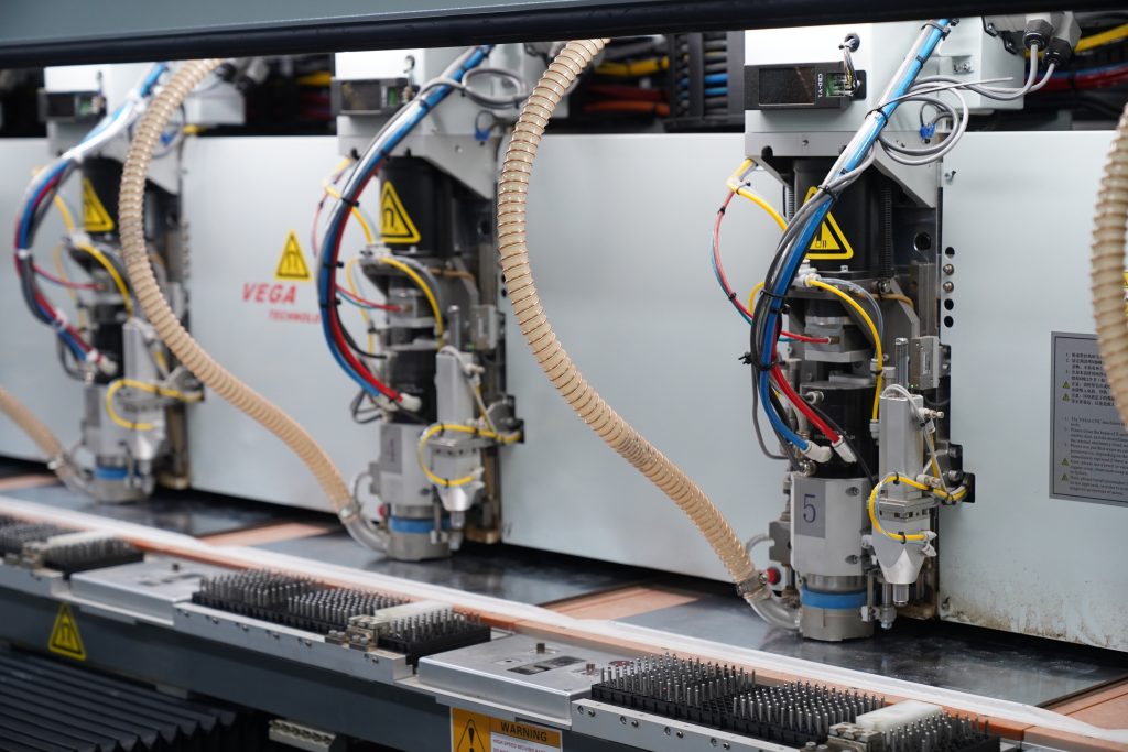 Top PCB Manufacturers in USA, Custom PCBA Manufacturer