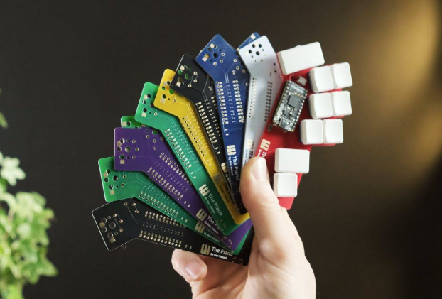 What Color is the Standard PCB Solder Mask, https://www.bestpcb.vn/2026/01/23/pcb-solder-mask/